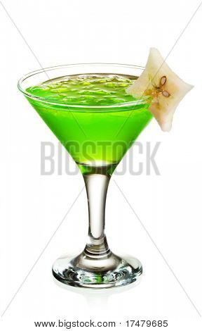 Cocktail mit Rum, Midori, Lychee und Apple