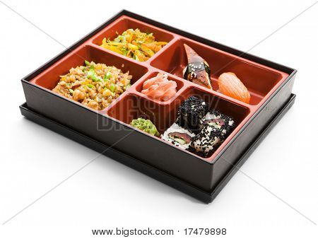 Japanske Bento frokost - salat med varme ris appetitvækker og Sushi