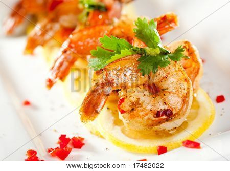 ผัดกุ้งในมะนาวสด
