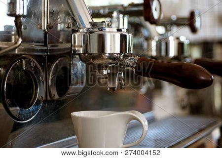 Making Your Drink Exactly How You Like. Brewing Coffee In Commercial Coffeehouse Or Cafe. Coffee Cup