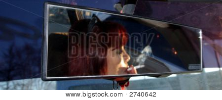 ミラー車の女の子。
