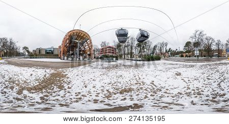 Druskeninkai, Litva - December 2018: Winter Full Seamless Spherical Panorama 360 Degrees Angle View 