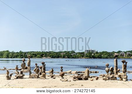Remic Rapids Balanced Rock Sculpture Project, Ottawa, Ontario - July 7, 2018 - Horizontal, Shoreline