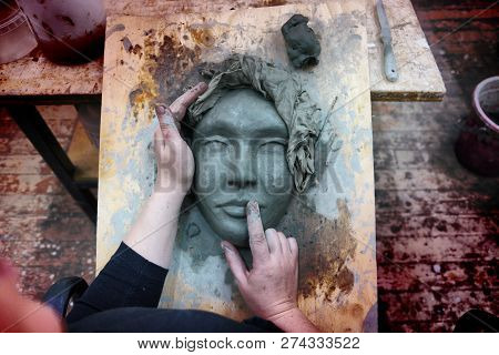Russia, Moscow-december 15, 2018.sculpture Lessons At Moscow State Art Institute Named After Surikov