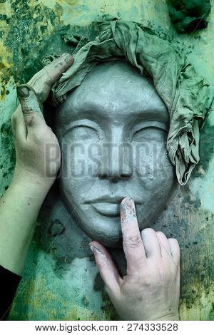 Russia, Moscow-december 15, 2018.sculpture Lessons At Moscow State Art Institute Named After Surikov