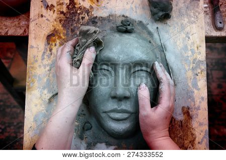 Russia, Moscow-december 15, 2018.sculpture Lessons At Moscow State Art Institute Named After Surikov