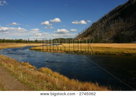 Pesca a Mosca fiume Skyscape