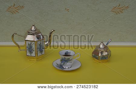 English Teacup, Saucer, Silver-plated Teapot, Sugar Bowl And Sugarspoon, With Floral Decor-silver-pl