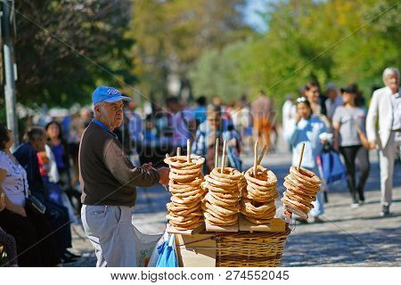 Greece, Athens - October 07, 2018 Donut Seller, Koulourakia, On The Street