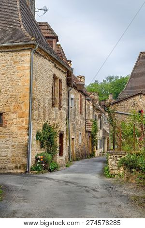 Street With Historical Houses In Saint-leon-sur-vezere, Dordogne,france