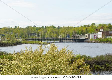 Calais, Me, Usa - May 24, 2016: Bridge Across Saint Croix River Connects Calais, Maine, Usa Left And