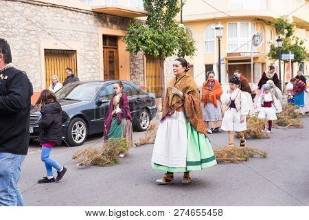 Oropesa Del Mar, Spain - January 13, 2018: Holiday Procession On Festival Of Saint Anthony In The St