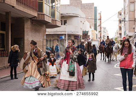Oropesa Del Mar, Spain - January 13, 2018: Holiday Procession On Festival Of Saint Anthony In The St