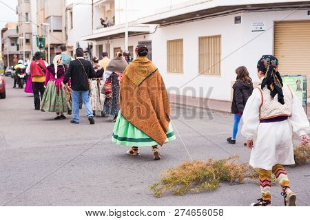 Oropesa Del Mar, Spain - January 13, 2018: Holiday Procession On Festival Of Saint Anthony In The St