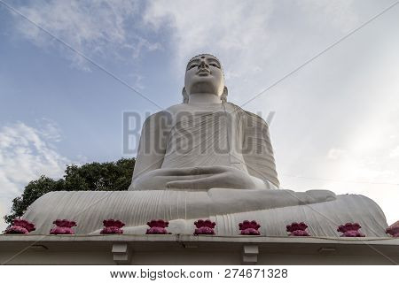 Kandy, Sri Lanka - August 10, 2018: Bahirawakanda Vihara Buddha Statue On Top Of A Hill