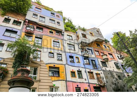 Hundertwasserhaus In Vienna, Austria