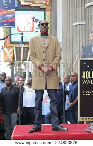 LOS ANGELES - NOV 19:  Snoop Dogg, Calvin Broadus Jr at the Snoop Dogg Star Ceremony on the Hollywood Walk of Fame on November 19, 2018 in Los Angeles, CA
