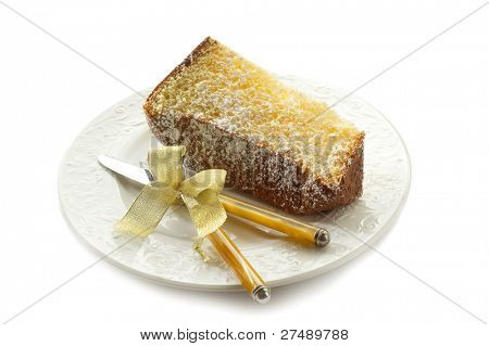 Pandoro sul piatto