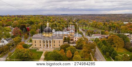 The Ontario County Courthouse Stands Out On Rochester In Downtown Canandaigua New York