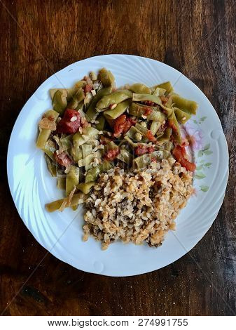 Turkish Food Green Beans With Olive Oil / Zeytinyagli Fasulye With Bulgur Rice Pilav Or Pilaf