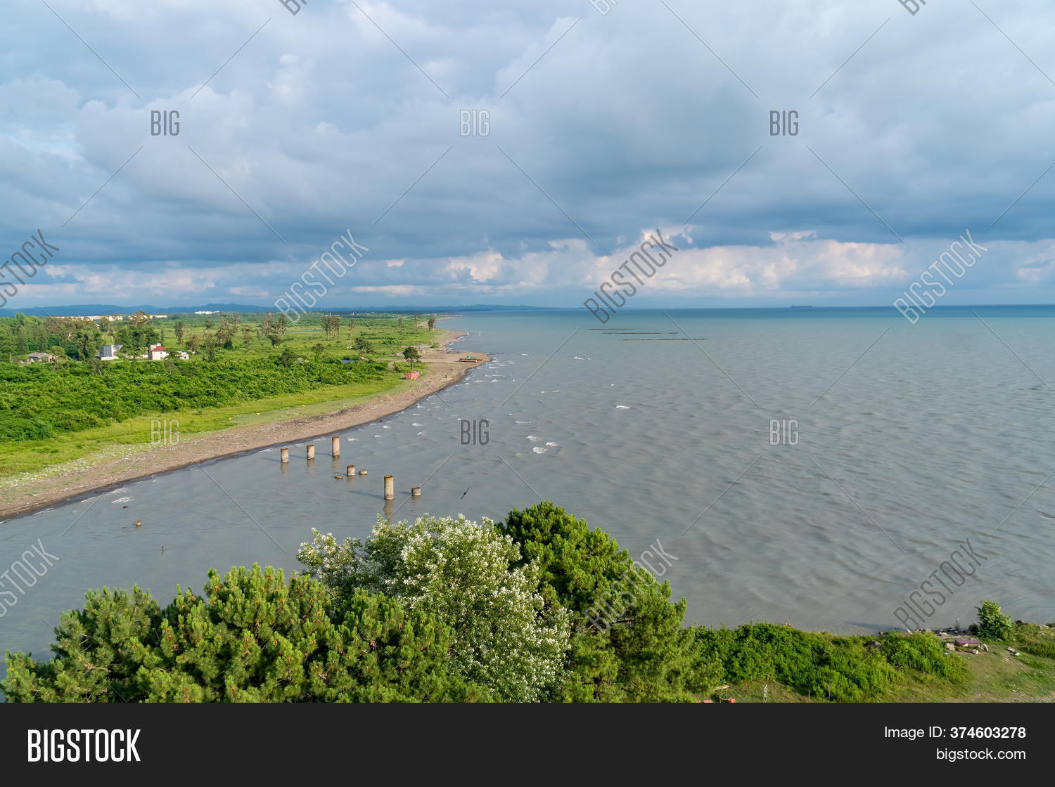 Река енисей и ее притоки на карте. Волга устье эстуарий. Поти город в грузии. В устье какой реки поти. Исток и устье реки печора на карте.