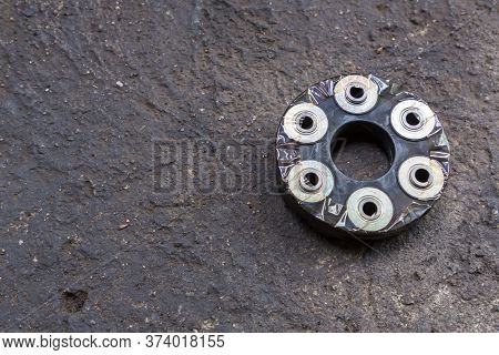 New Rubber Axle .  Automobile Axle Or Joint Repairing. New Of Rubber In Suspension