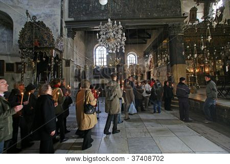 BETHLEHEM--tammikuu 03: Pyhiinvaeltajat osallistuvat kulkue, joka alkaa kirkko St. C