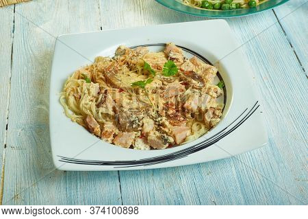 Spaghetti Con Pesto Alla Trapanese
