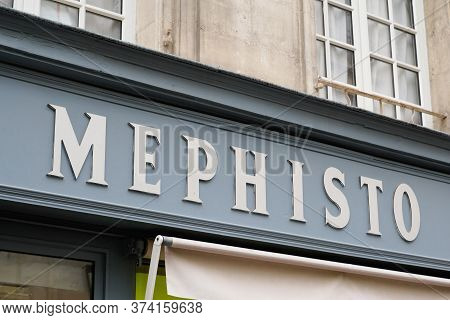 Bordeaux , Aquitaine / France - 06 20 2020 : Mephisto Sign Logo Shop Shoes Store Of Shoes And Footwe