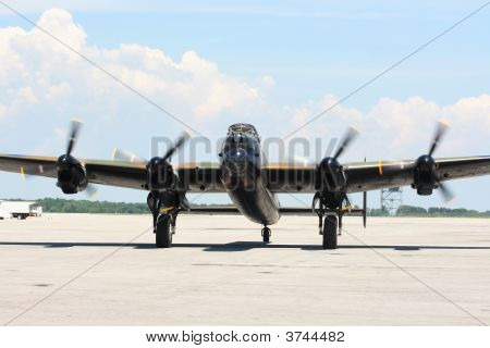 W.W.Ii ตำนานเครื่องบินเครื่องบินทิ้งระเบิด