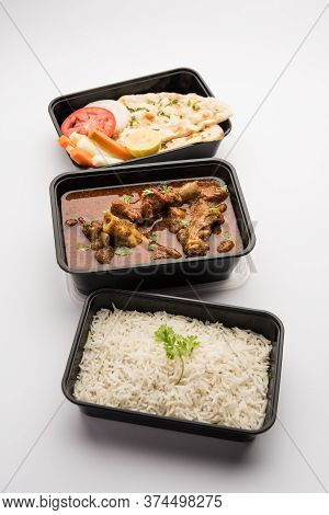 Mutton Masala Curry In Plastic Container For Home Delivery