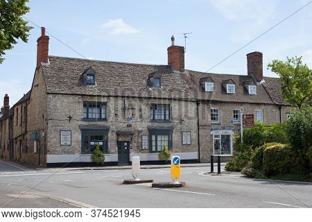 Shops And Restaurants On Oxford Street In Woodstock In The Uk Taken 22nd June 2020