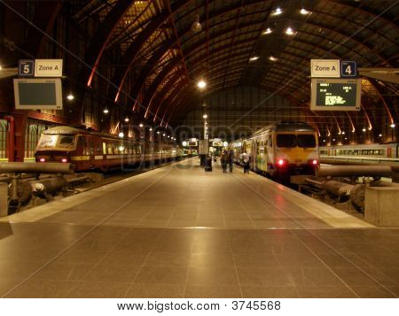 Bahnhof Antwerpen