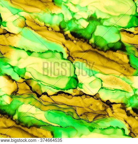 Seamless Acrylic Pattern. Ink Wash Painting. Multicolor Wet Washed Print. Yellow, Brown Foil Marble 