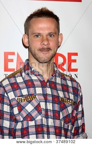 LOS ANGELES - 2 de outubro: Dominic Monaghan chega o Império para iPad lançamento no Sunset Tower Hotel