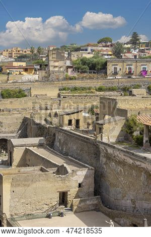 Herculaneum, Campania, Italy - June 29, 2021: Ruins Of An Ancient City Destroyed By The Eruption Of 