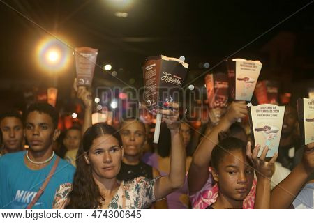 Serrinha, Bahia, Brazil - April 6, 2023: Fogareu Procession Marks Holy Week In The Town Of Serinha.
