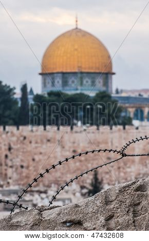 Dome of the Rock with barbed wire