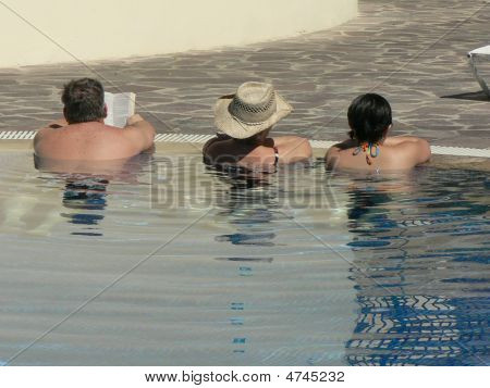 รุ่นพี่ 3 อ่าน