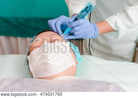 Eyebrow Tattoo Clinic Or Eyebrow Embroidery Clinic