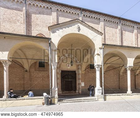Padua, Italy. April 2023.  External View Of The Church Of Santa Maria Dei Servi In The City Center