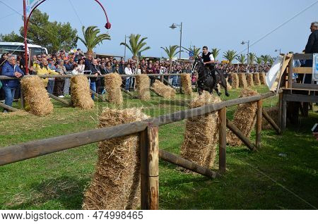 Sant'antioco, Sardinia 04.15.2018: Pariglie In Onor Of Antioco Saint