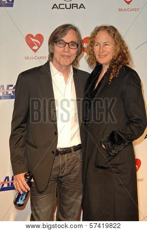 Jackson Browne and Dianna Cohen at the 2010 MusiCares Person Of The Year Tribute To Neil Young,  Los Angeles Convention Center, Los Angeles, CA. 01-29-10