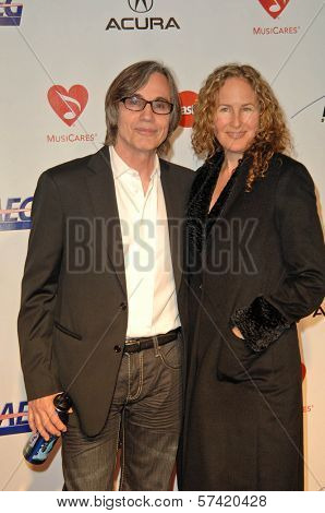 Jackson Browne and Dianna Cohen  at the 2010 MusiCares Person Of The Year Tribute To Neil Young,  Los Angeles Convention Center, Los Angeles, CA. 01-29-10