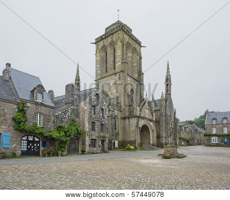 Locronan