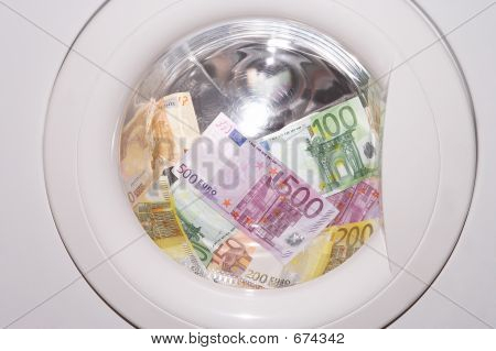Oszustwa podatkowe