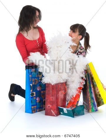 expressive Mädchen einkaufen