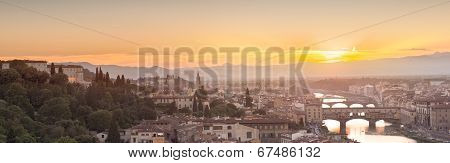 Arno River and Ponte Vecchio at sunset, Florence