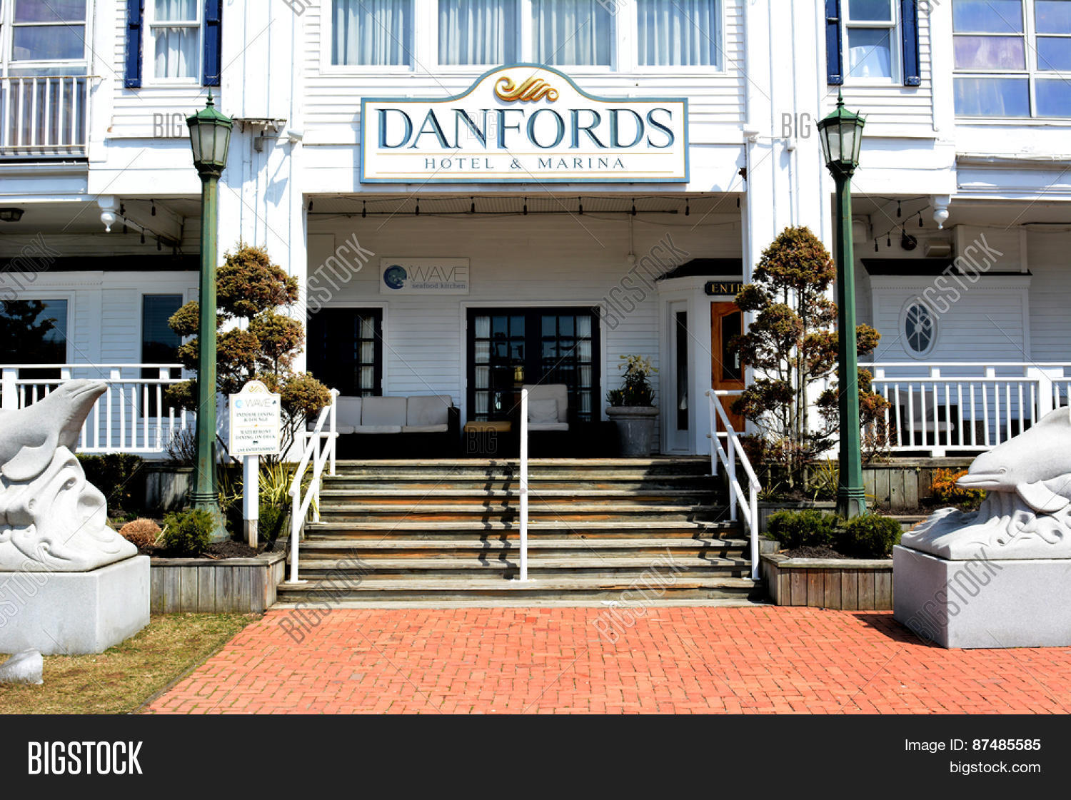 Port Jefferson Ny Image Photo Free Trial Stock Port Jefferson Ny April 6 2017 Danfords Hotel And Marina Main Entrance