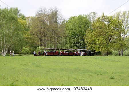 Park train Britz Garden